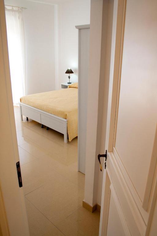 B&B Artemide Lecce Rum bild